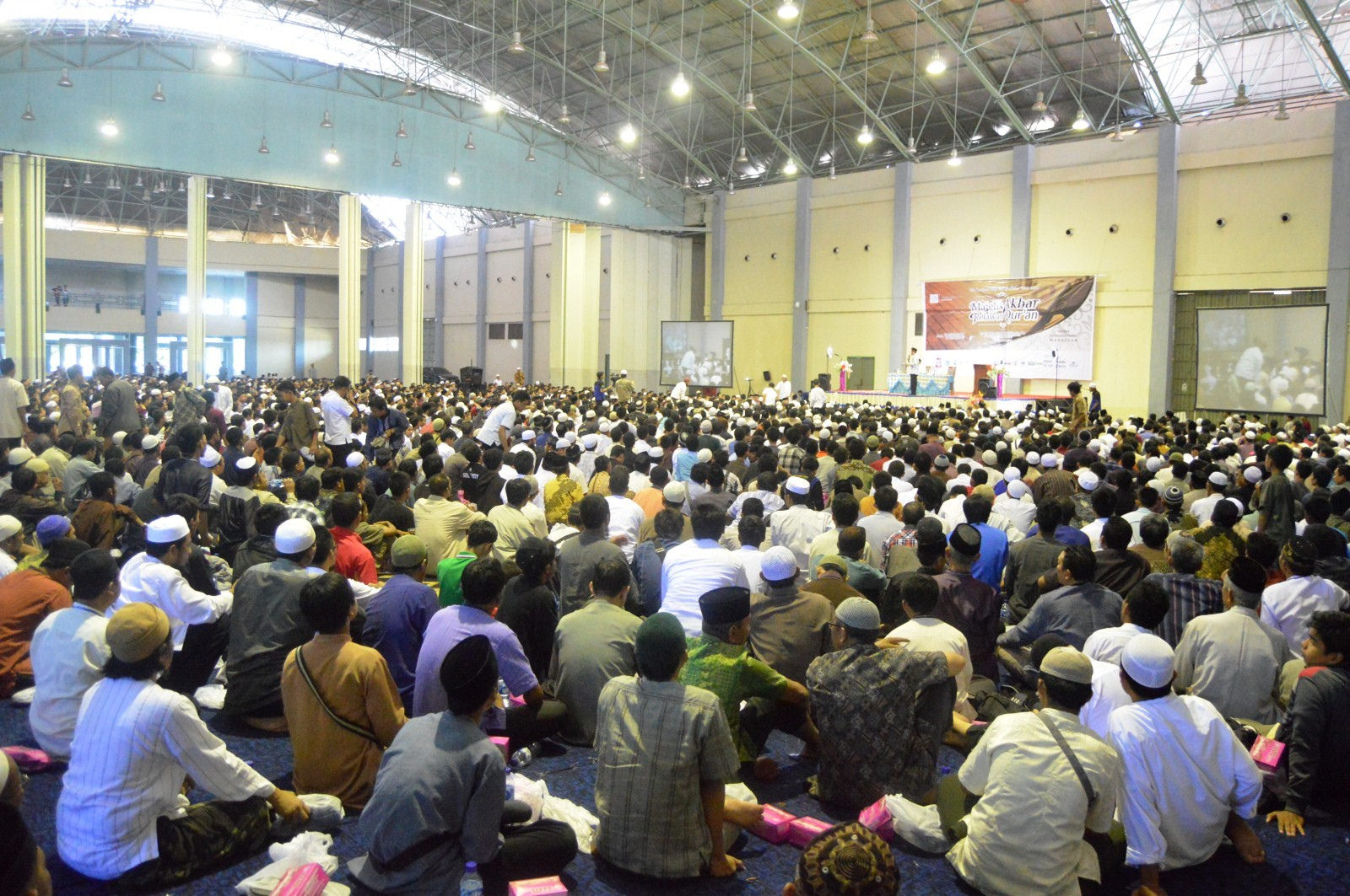 STIBA Turunkan 250 Mahasiswa sebagai Mentor al-Fatihah Majelis Akbar Relawan Qur’an
