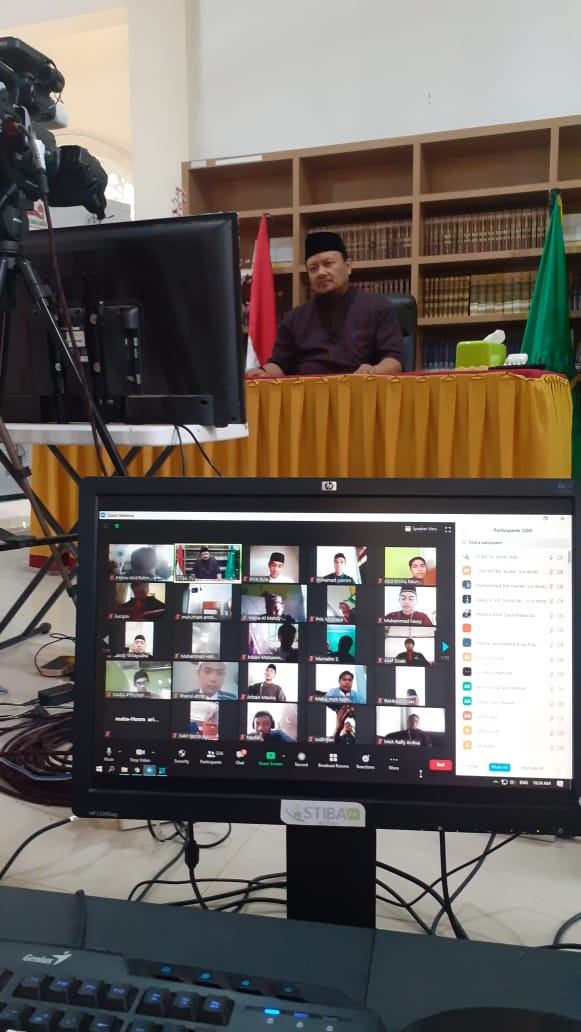 First Lecture Postponed until September, STIBA Holds Online Pre-Lecture