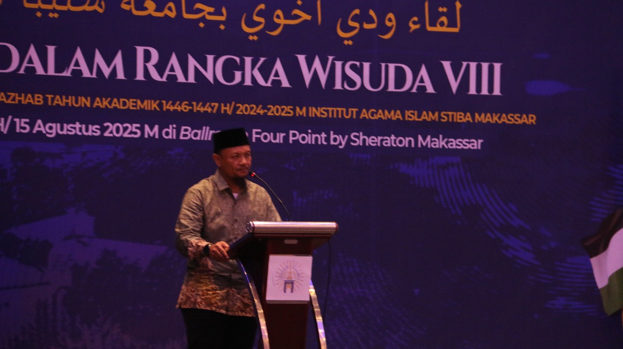“Nama Saya di Ijazah Kalian adalah Simbol Kebersamaan”: Tausiah Mengharukan Rektor STIBA Makassar